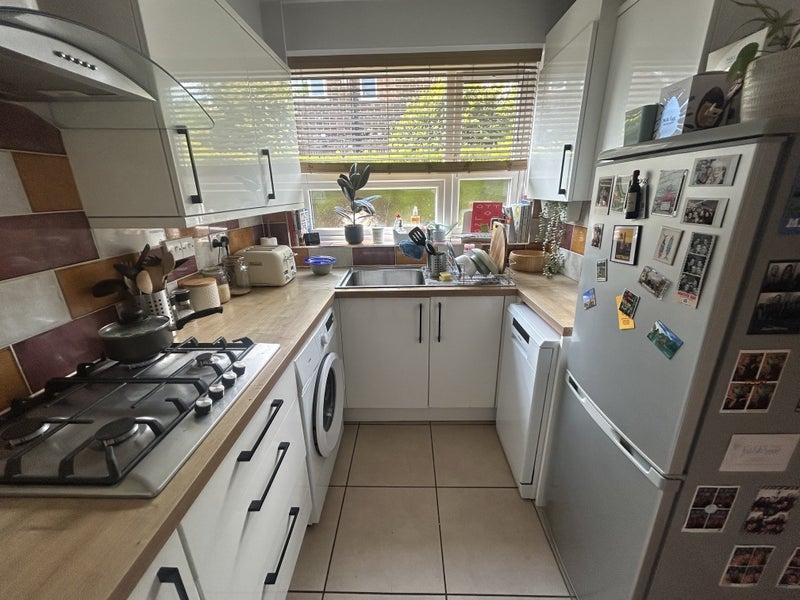 Room Haysleigh Gardens in Greater London