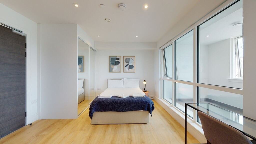 Flat Humphry Repton Lane in Greater London