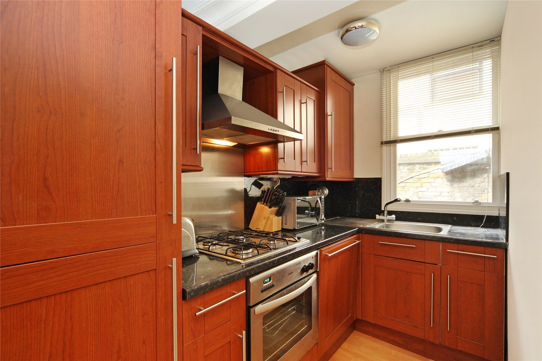 Flat Ashburn Gardens in Greater London