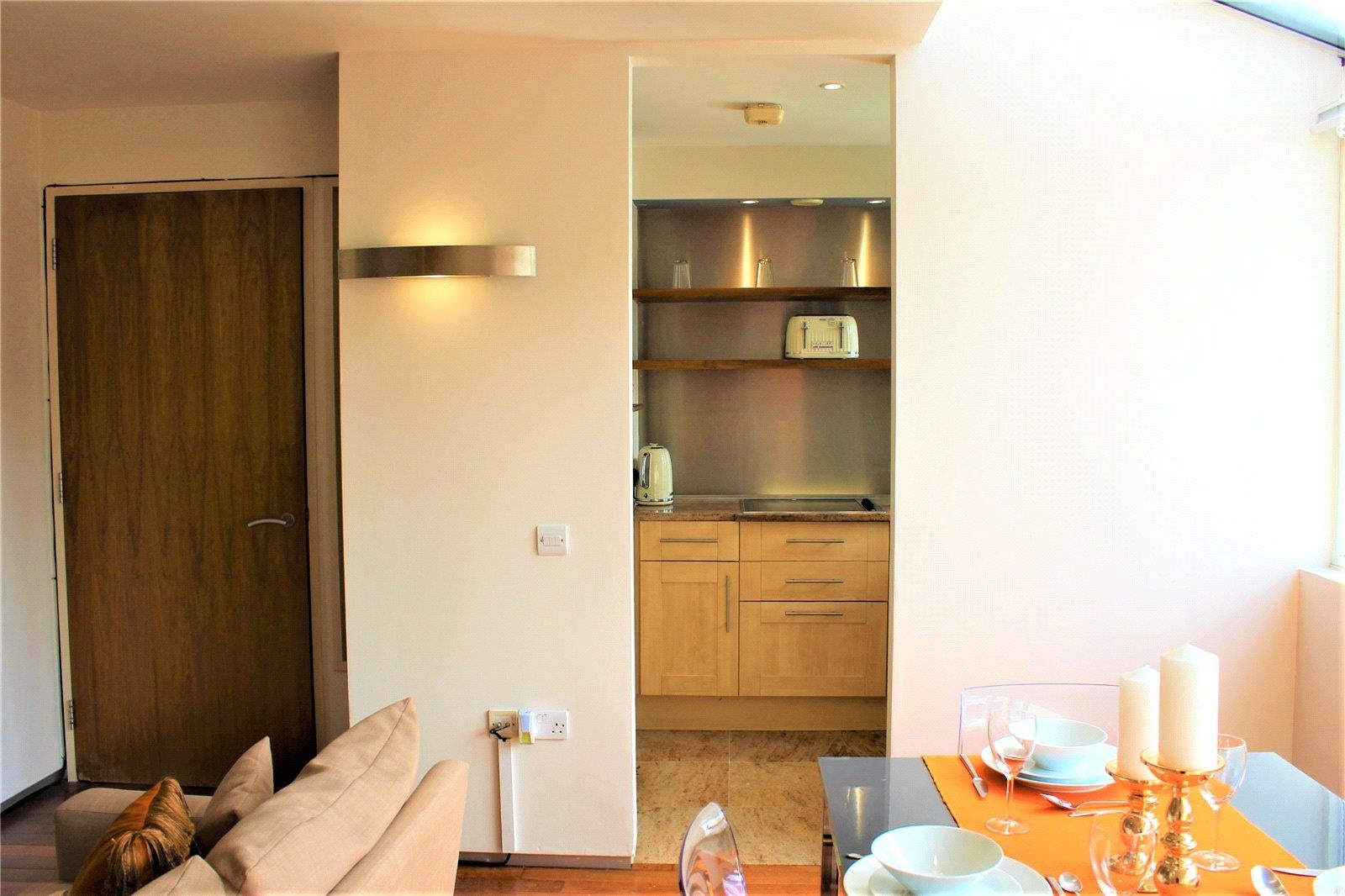 Flat Dingley Road in London