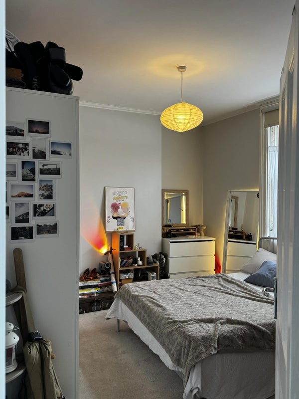 Room Englefield Road in Greater London