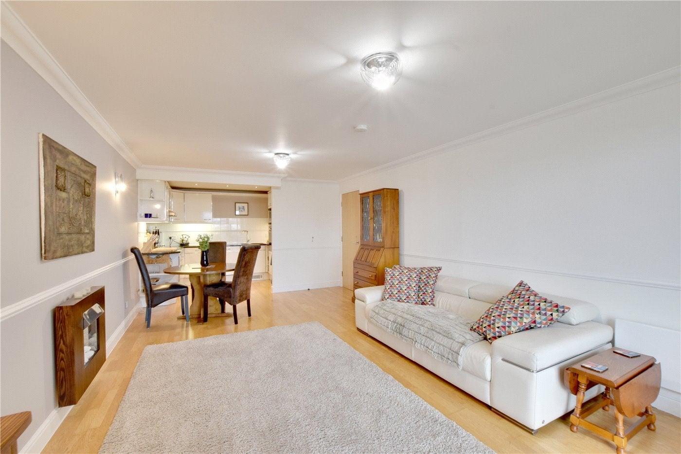 Flat Glaisher Street in Greater London