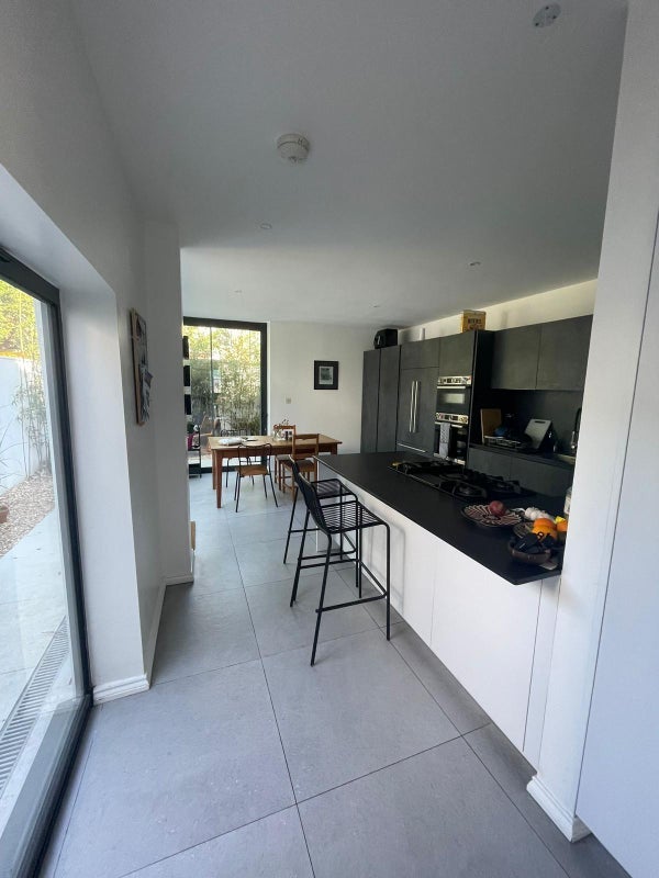 Room Fielding Street in Greater London
