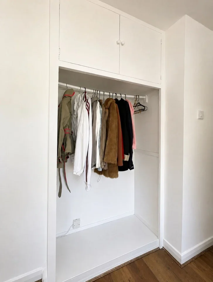 Room Sandown Way in Greater London