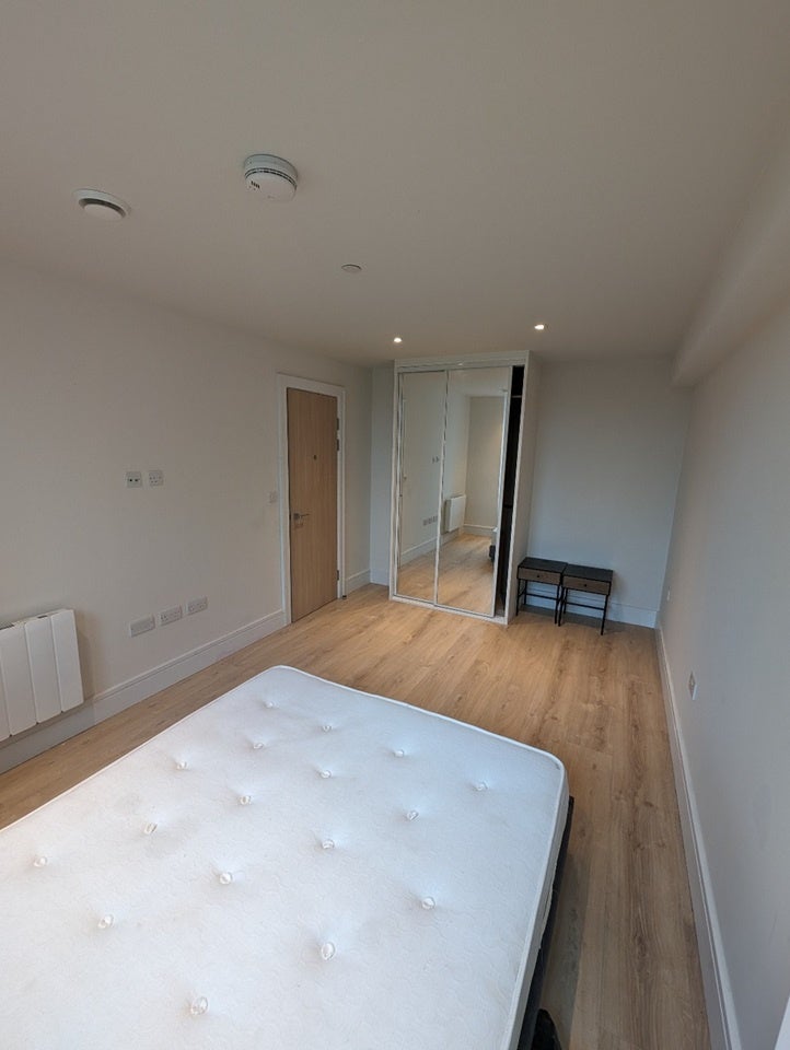 Flat Brighton Road in Greater London