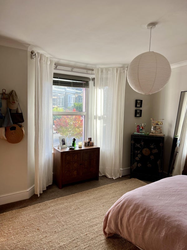 Room Powerscroft Road in Greater London