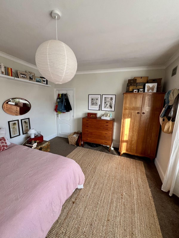 Room Powerscroft Road in Greater London