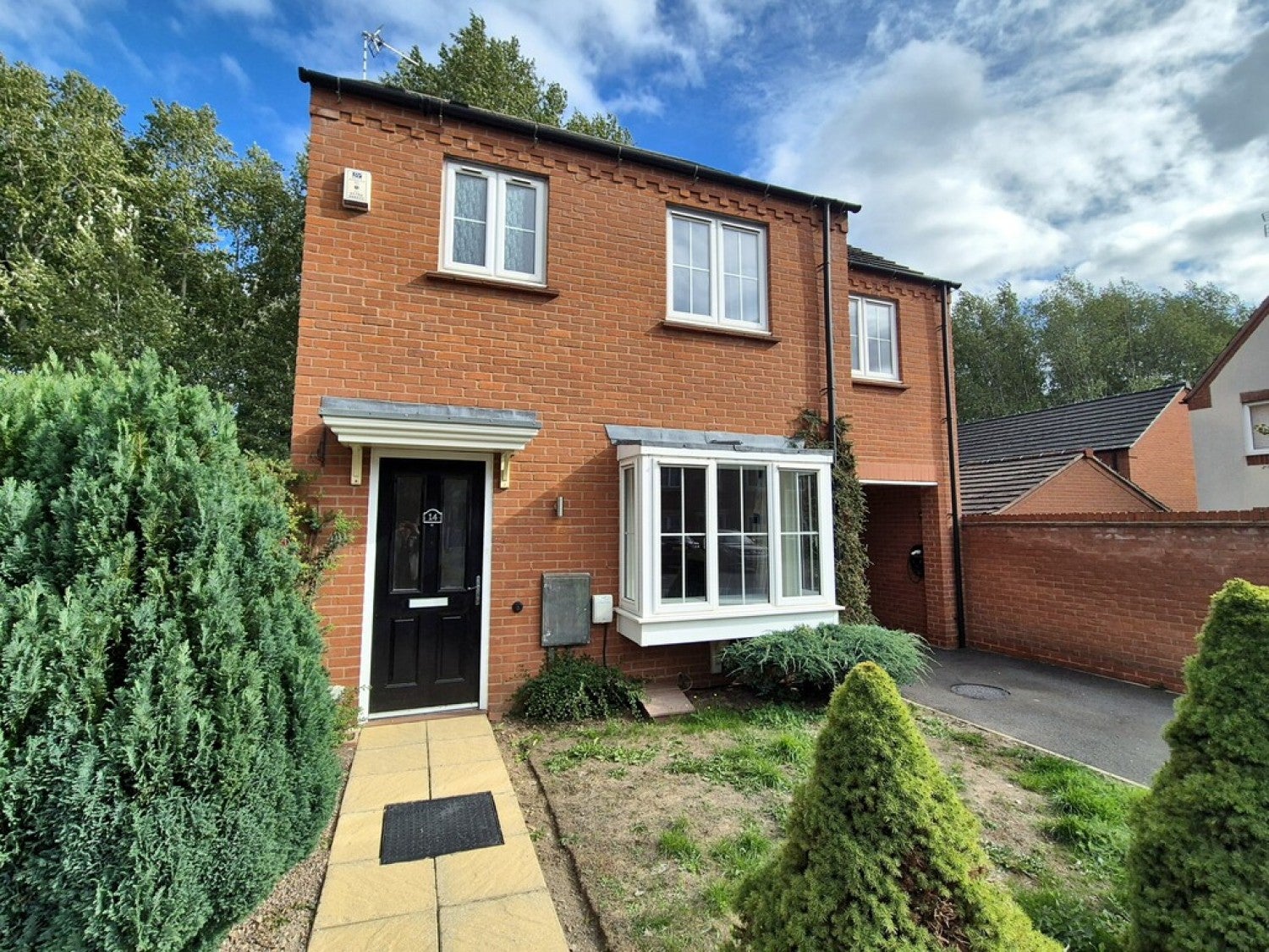 House Fieldfare Close in Nottingham