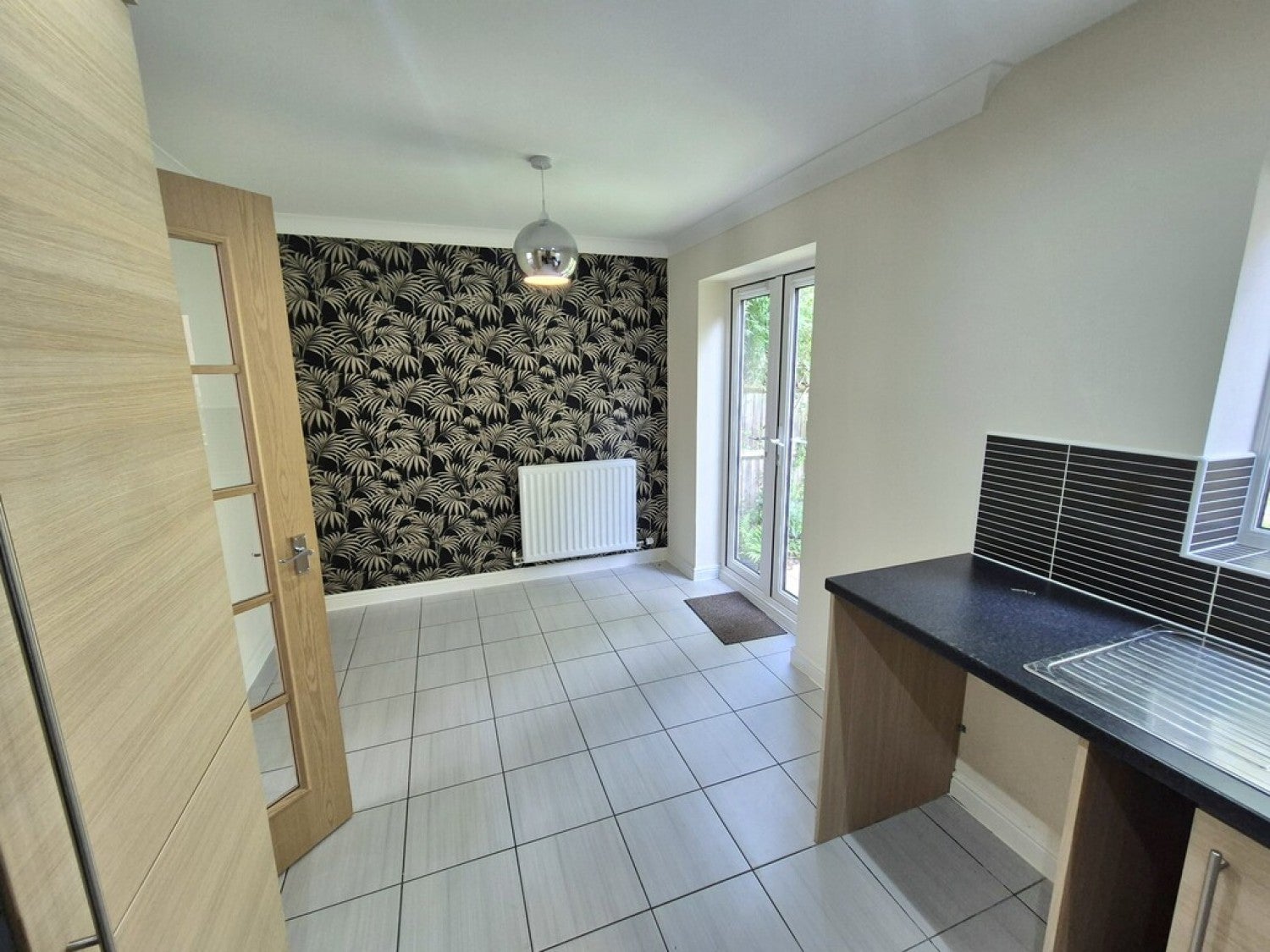 House Fieldfare Close in Nottingham