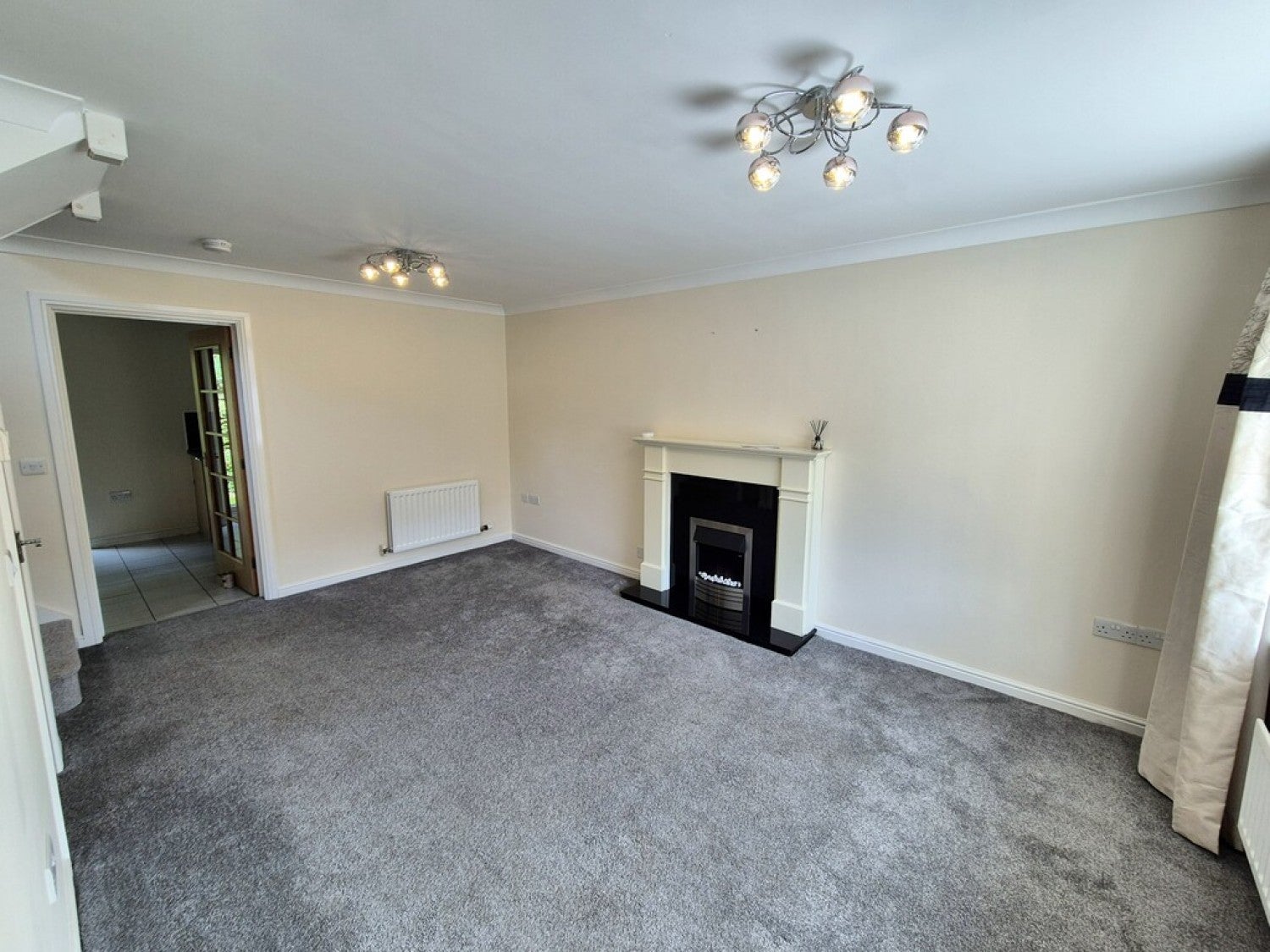 House Fieldfare Close in Nottingham