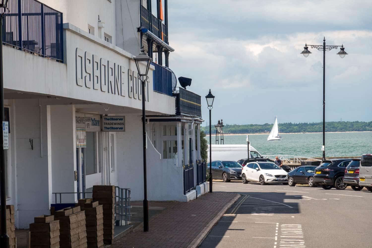 Flat The Parade in Cowes
