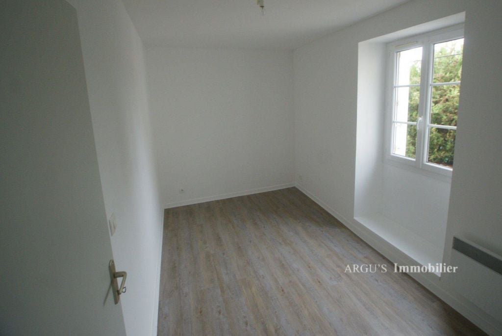 Flat D 7 in Saint-Pierre-d'Exideuil