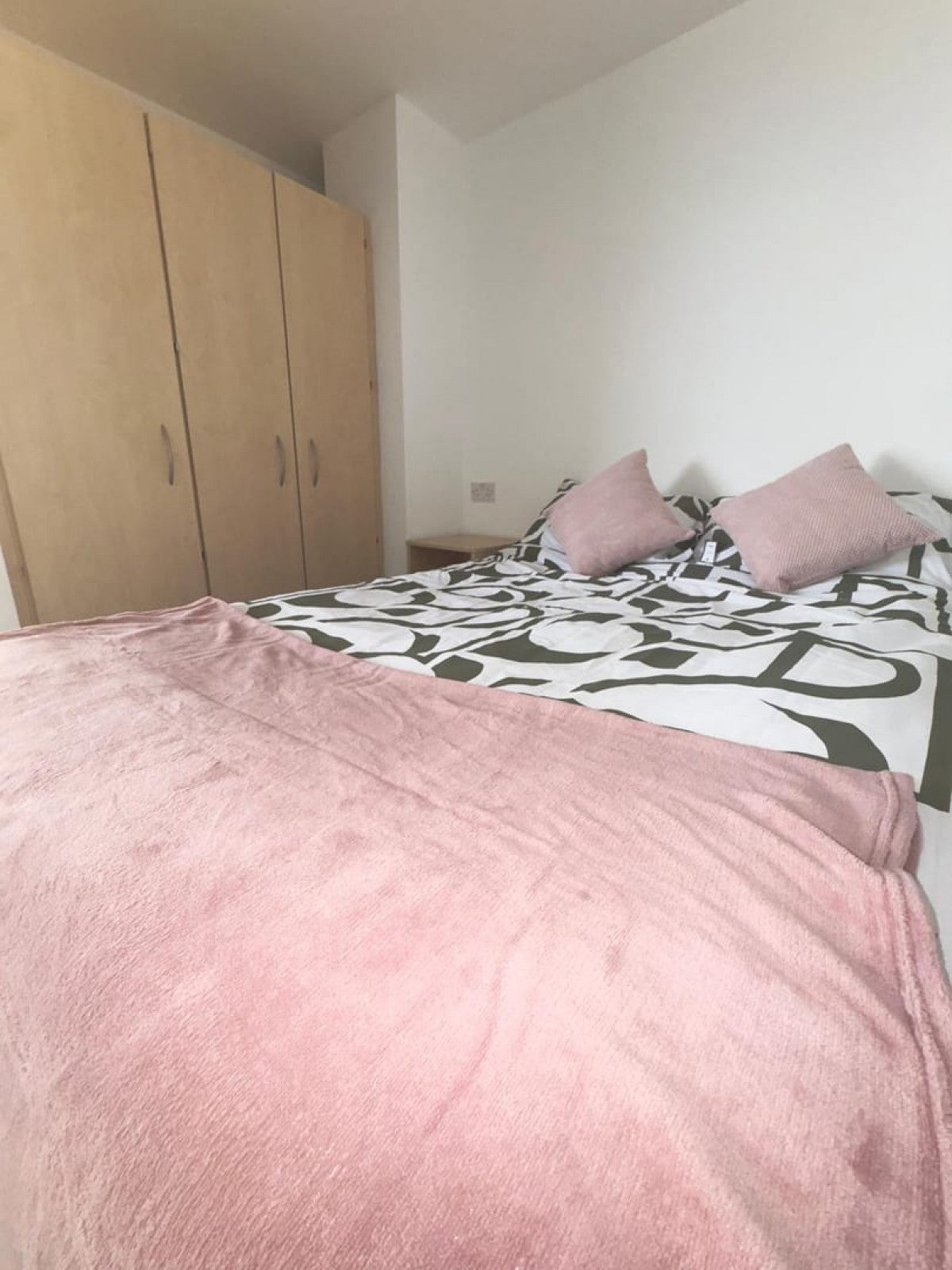 Room Millennium Way in Sunderland