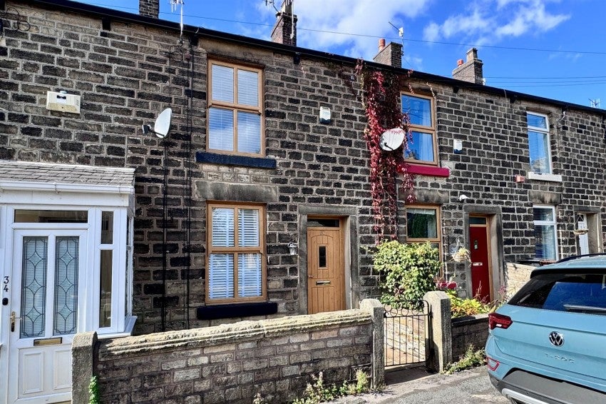 House West Street in High Peak