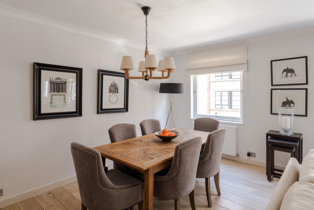 Flat Clarges Street in City of Westminster