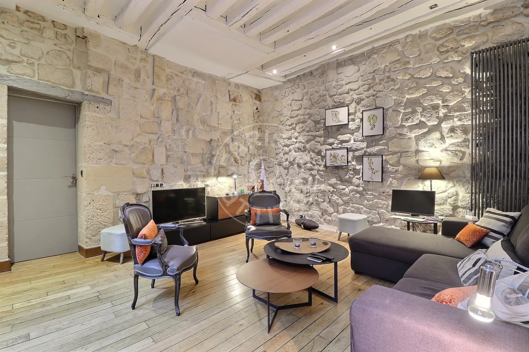 Appartement Rue des Blancs-Manteaux à Paris