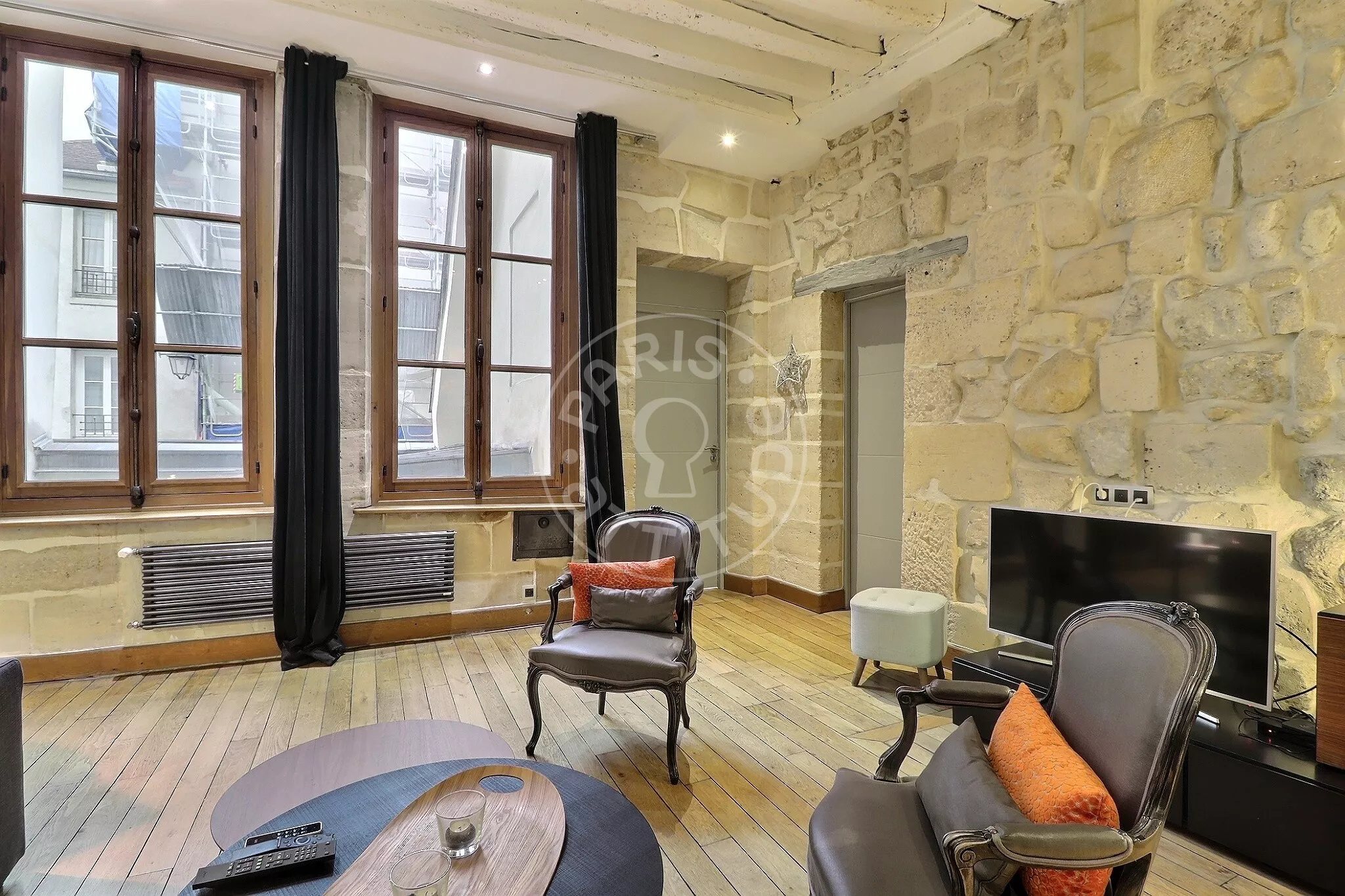 Appartement Rue des Blancs-Manteaux à Paris