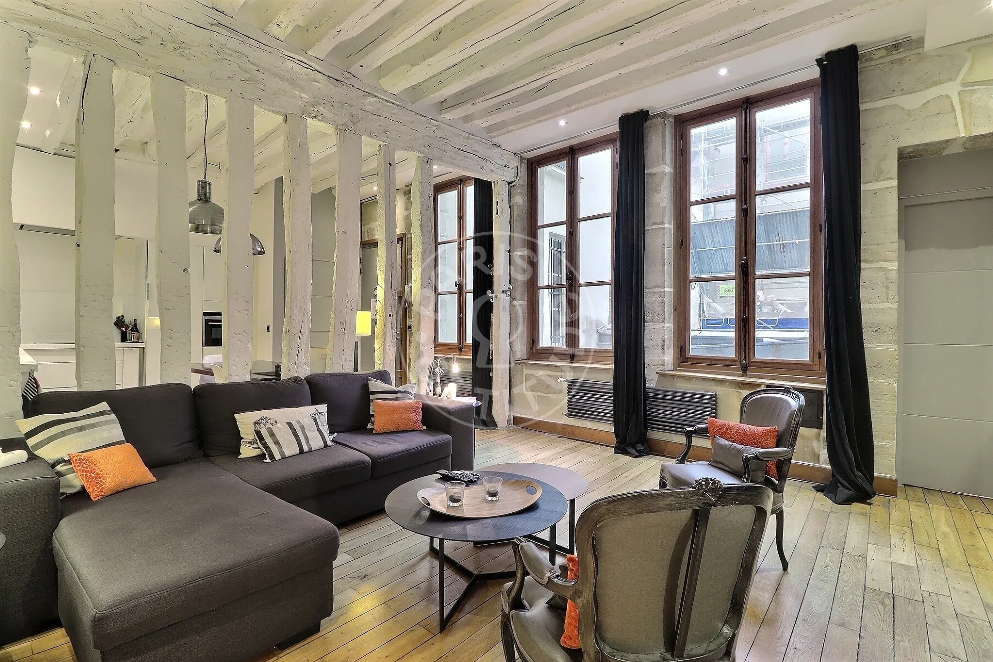 Flat Rue des Blancs-Manteaux in Paris