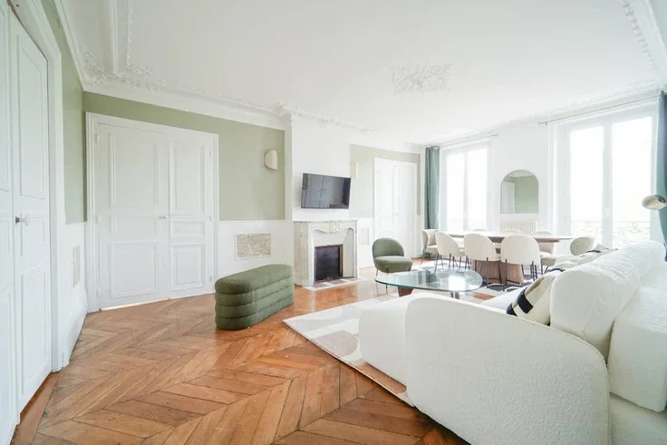 House Boulevard Richard-Lenoir in Paris