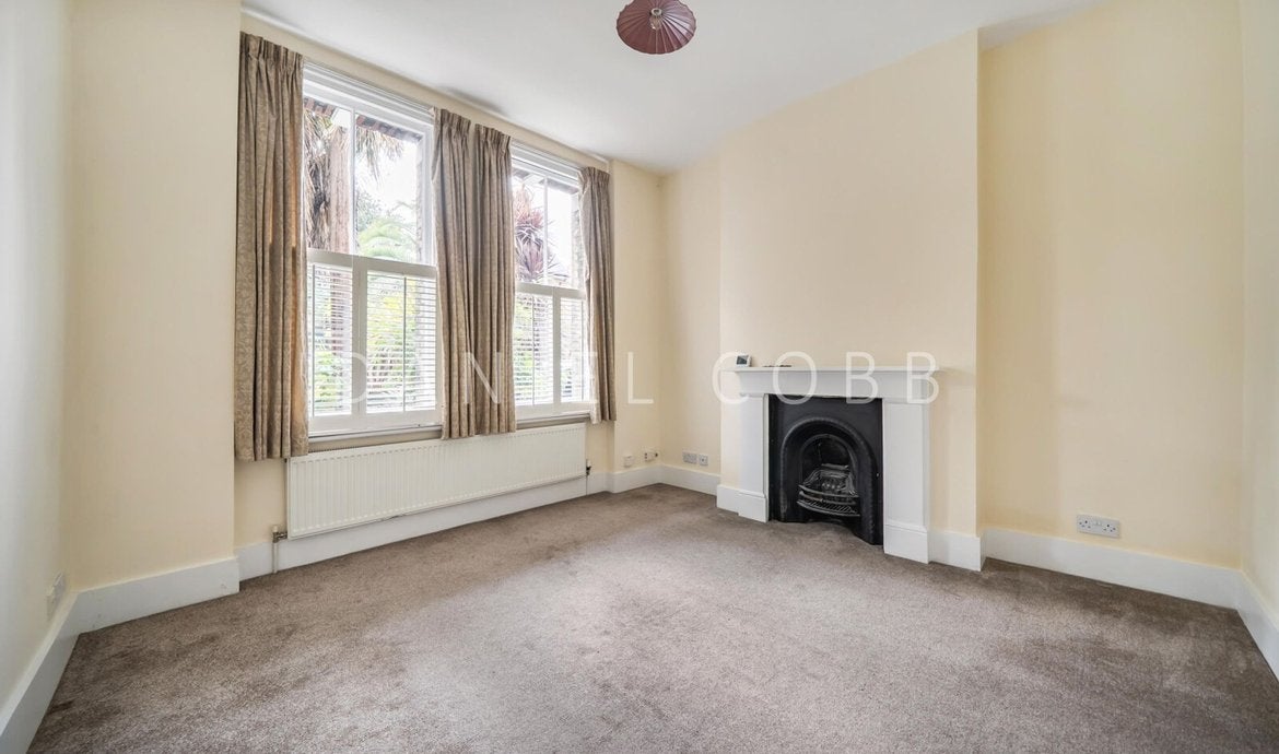 Flat Bonnington Square in Greater London