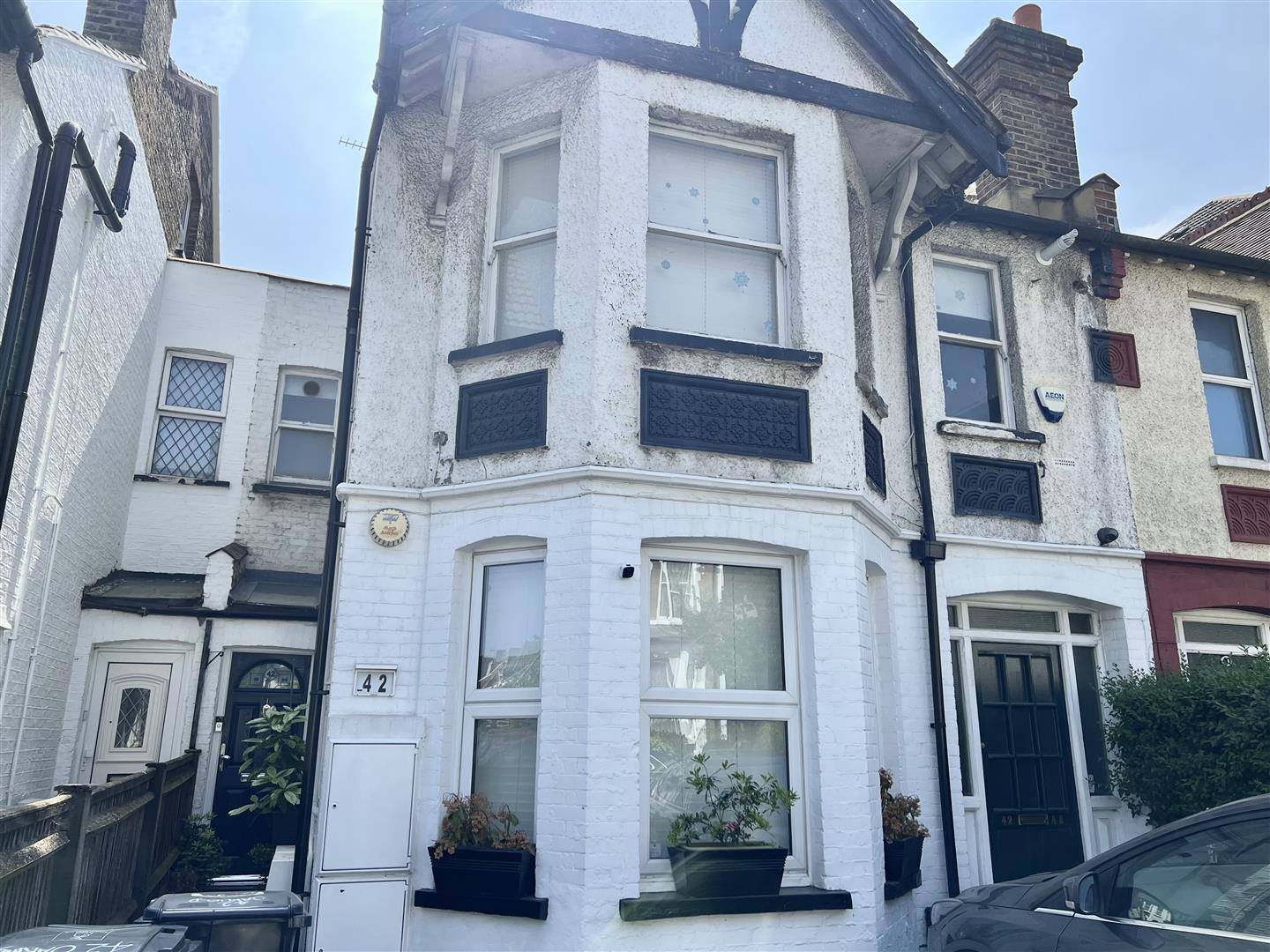 Flat Oakfield Road in Greater London
