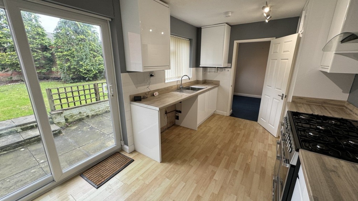 House Wiltshire Way in Westbury