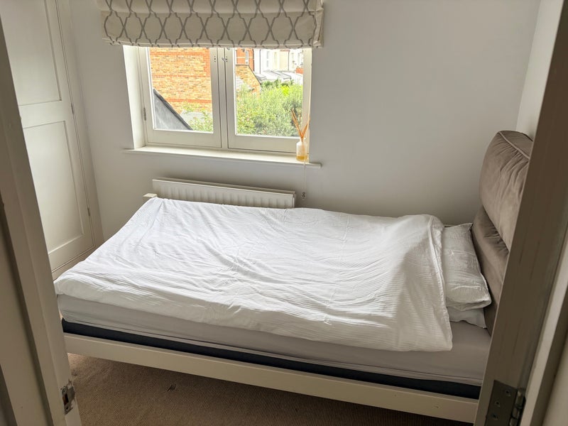 Room Victor Road in Windsor