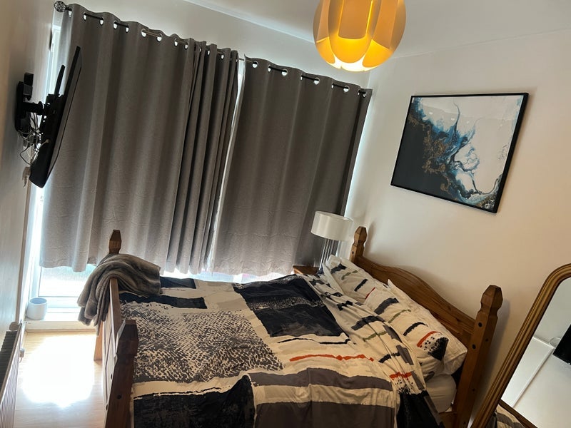 Room Featley Road in Greater London