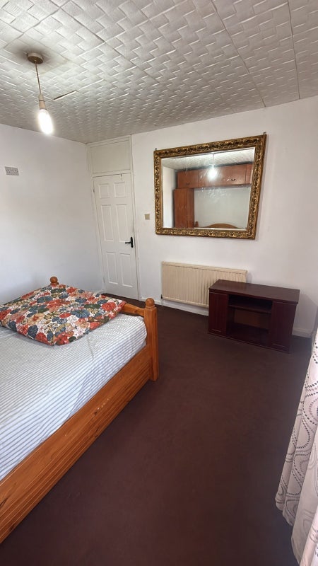 Room Vibart Gardens in Greater London