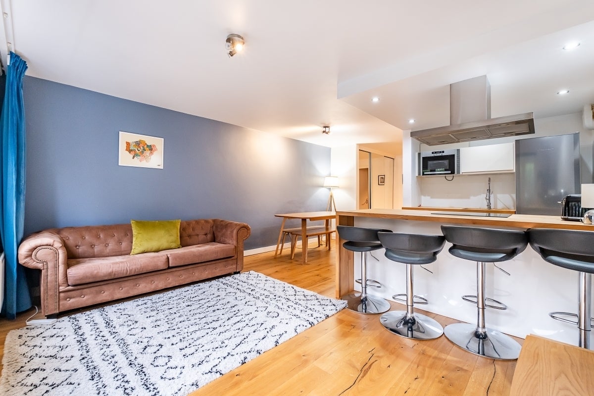 Flat Lanark Road in City of Westminster
