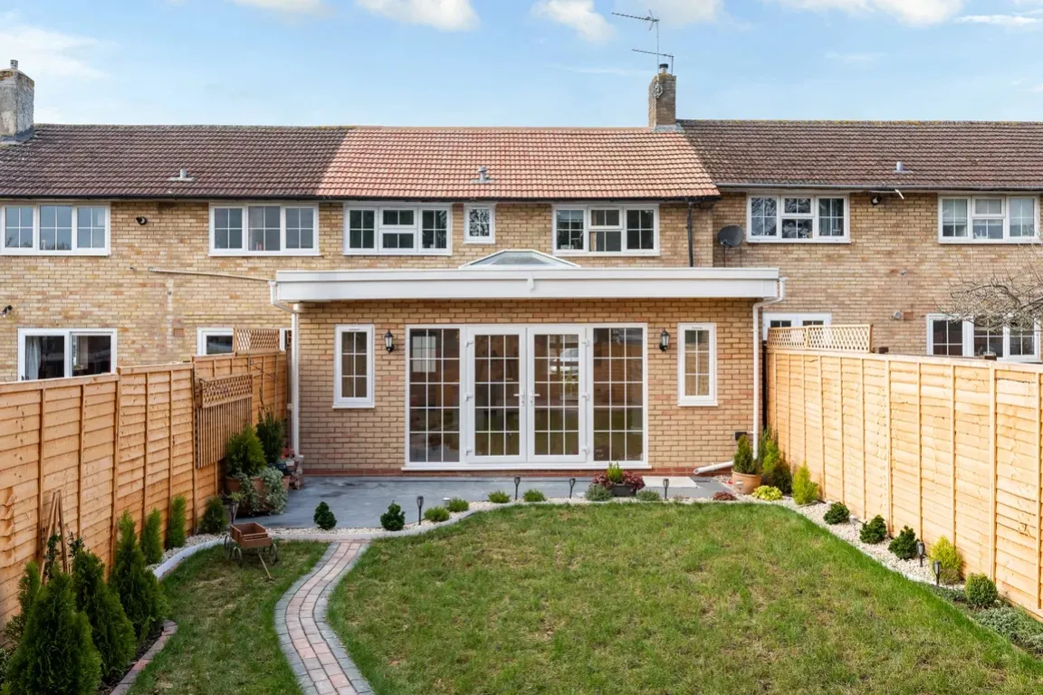 House East Mead in Welwyn Hatfield