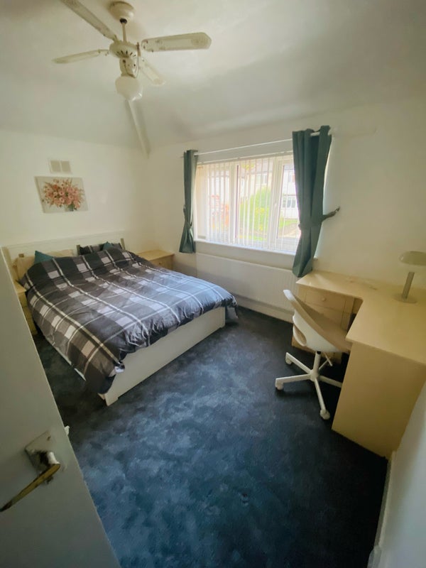 Room Reservoir Road in Birmingham
