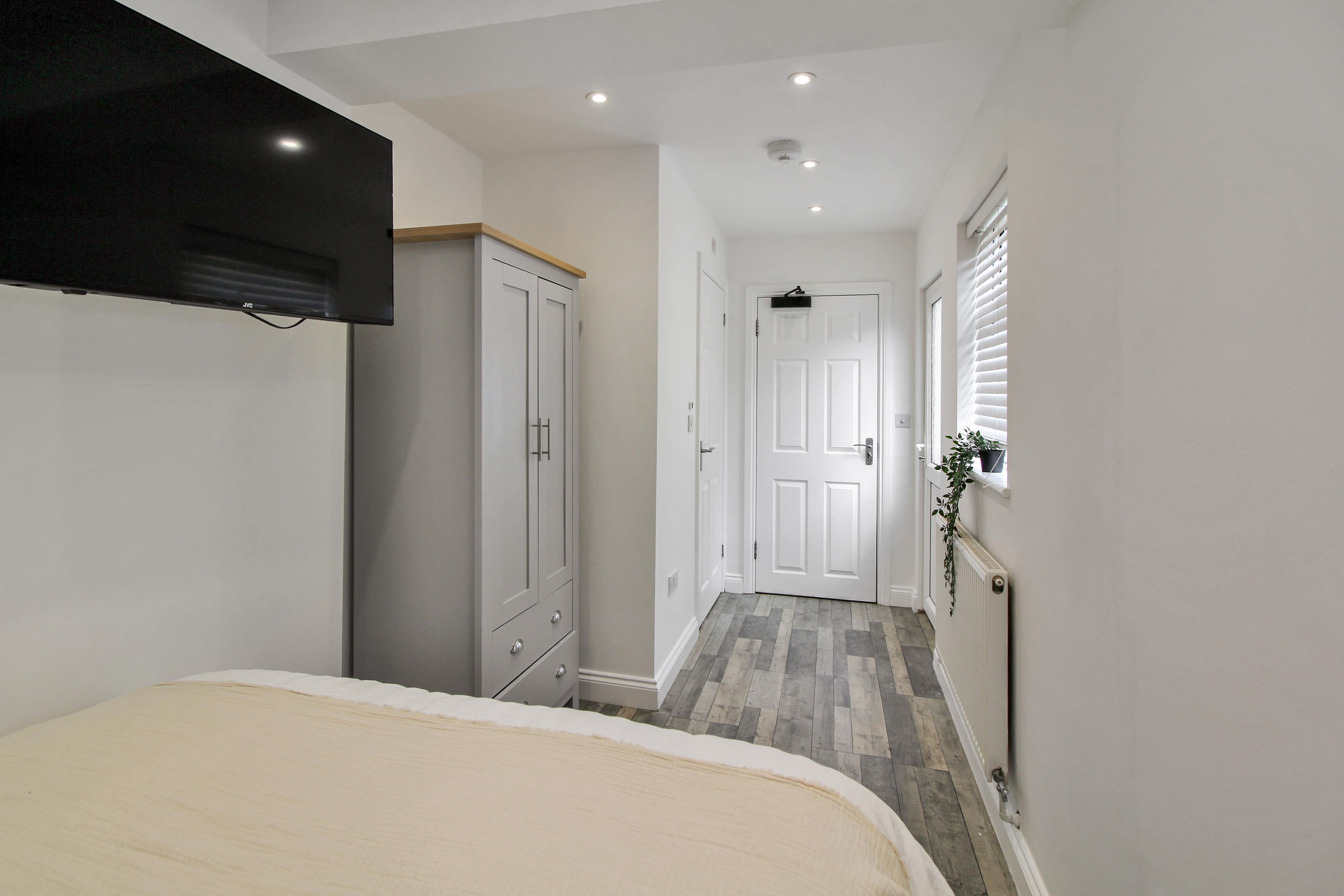 Room Buccleuch Street in Kettering