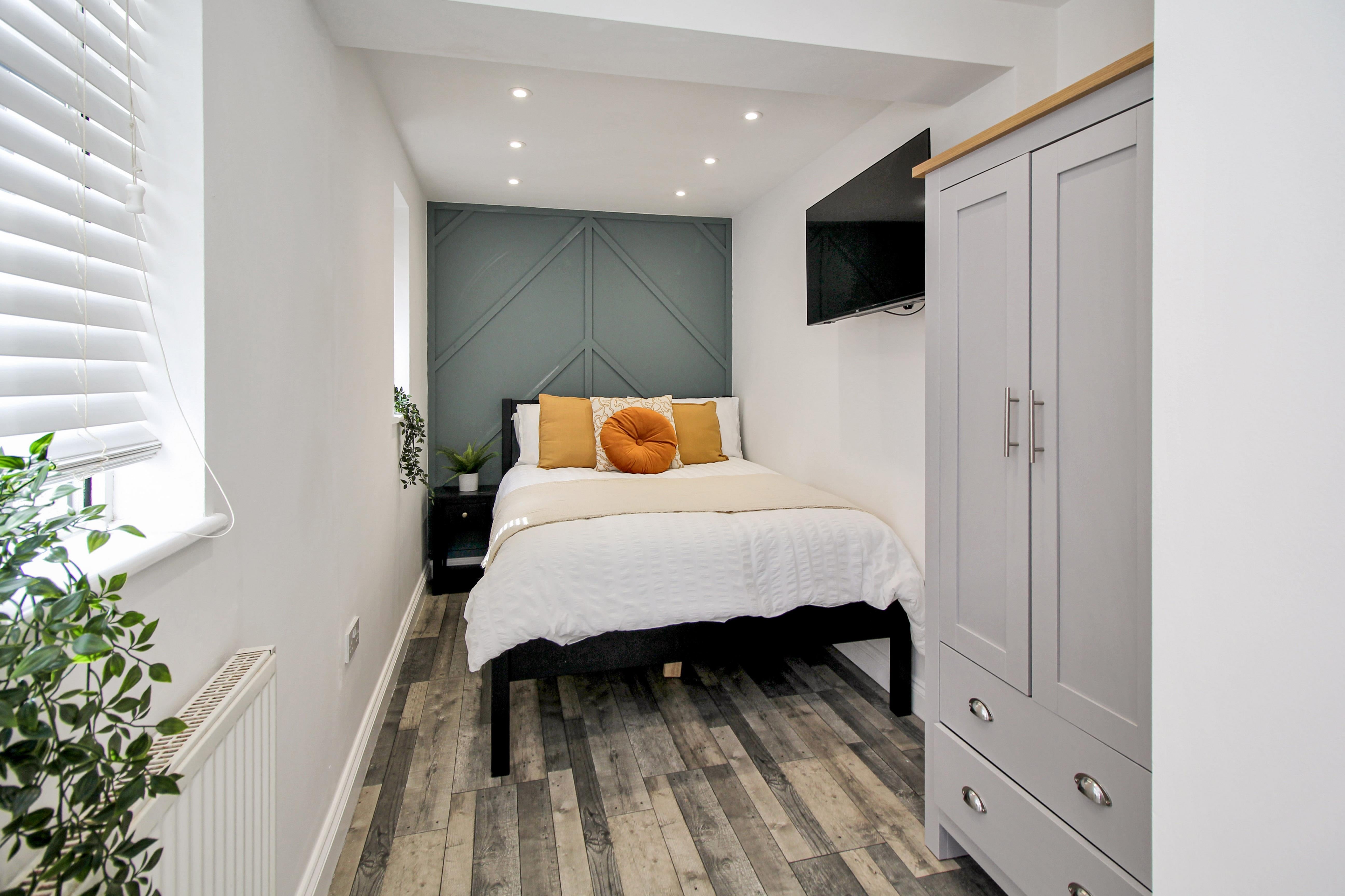 Room Buccleuch Street in Kettering