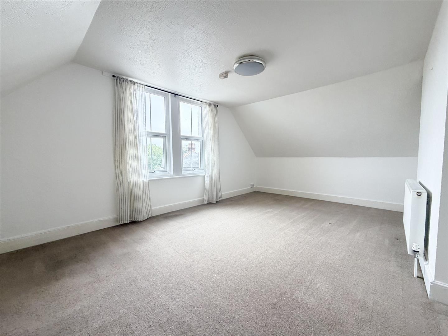 Flat Gorringe Road in Eastbourne