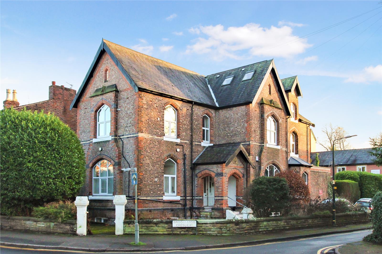 Flat Marsland Road in Trafford
