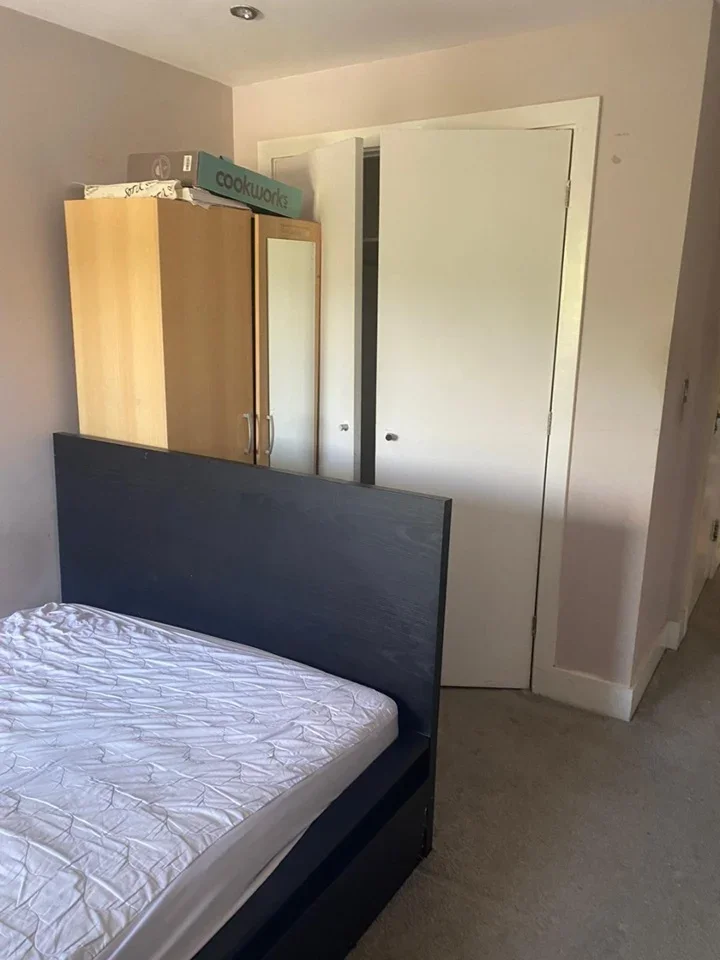 Room Brighton Road in Greater London