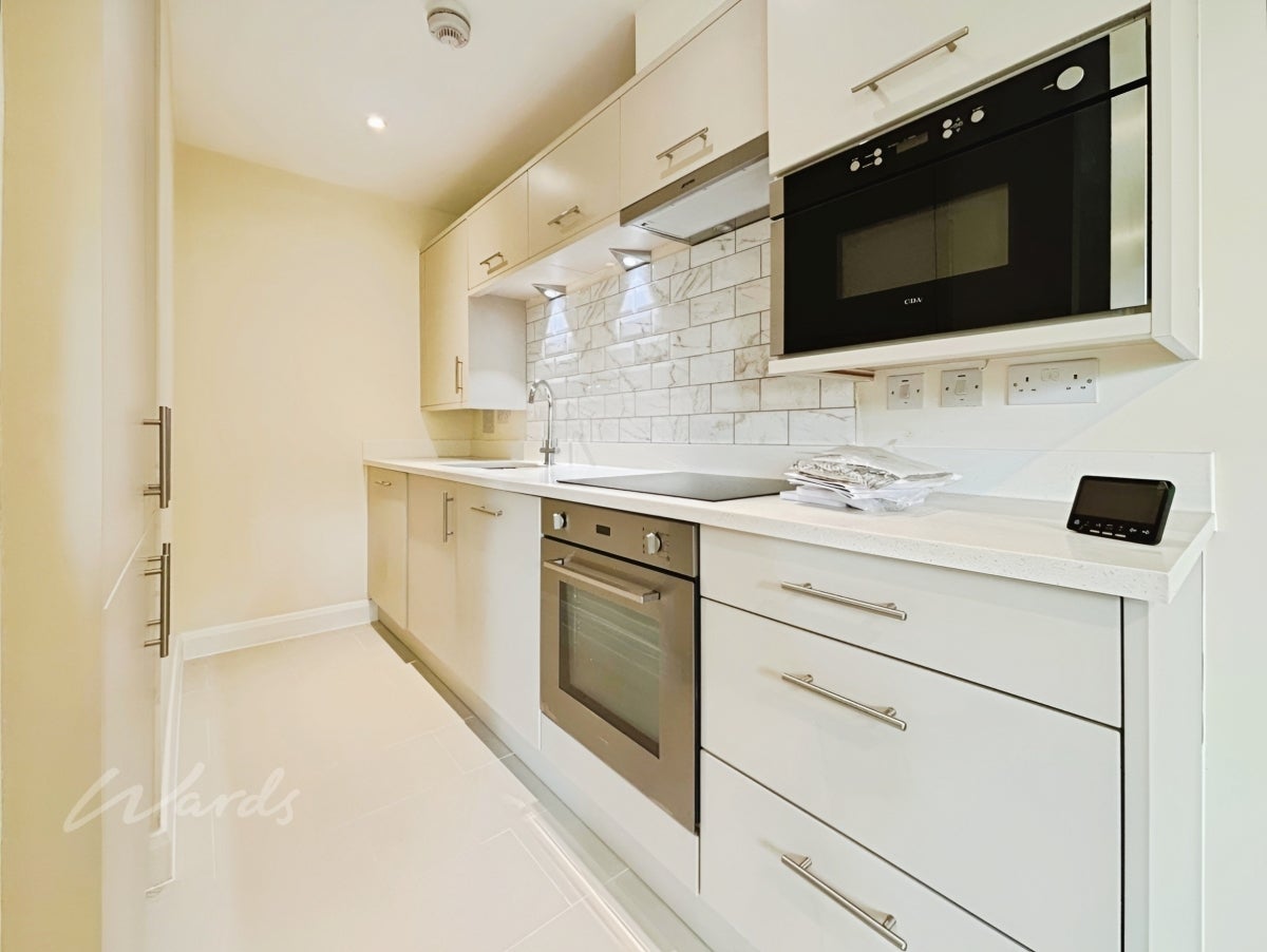 Flat Maidstone Road in Tunbridge Wells