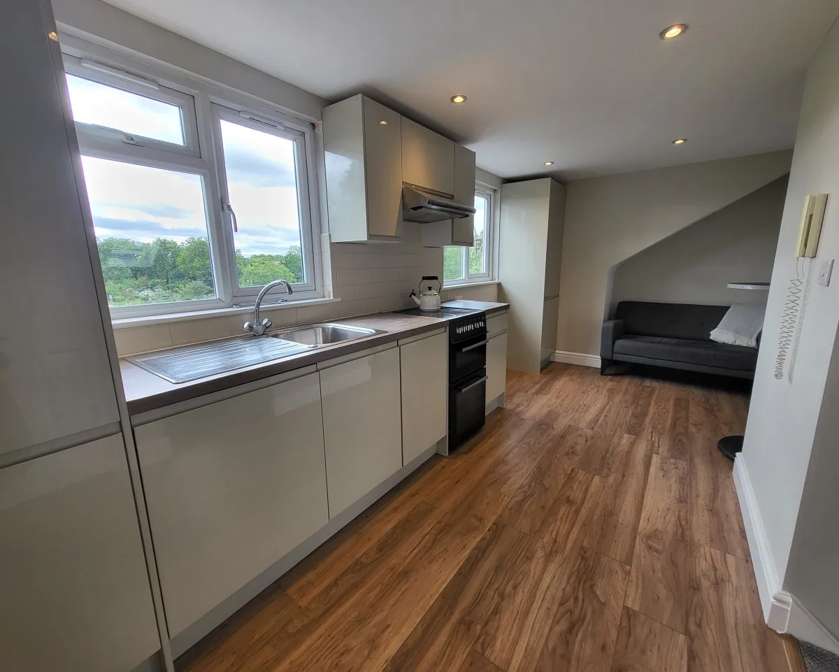 Flat Dean Villas in Greater London