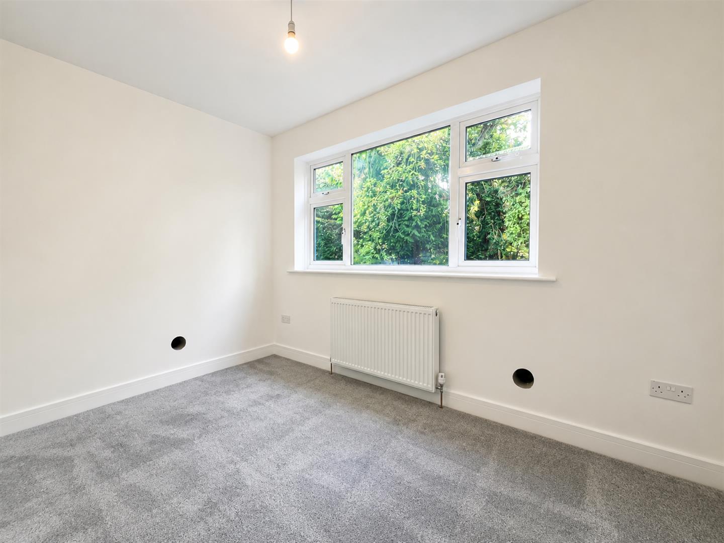 Flat Park Drive in Sunningdale