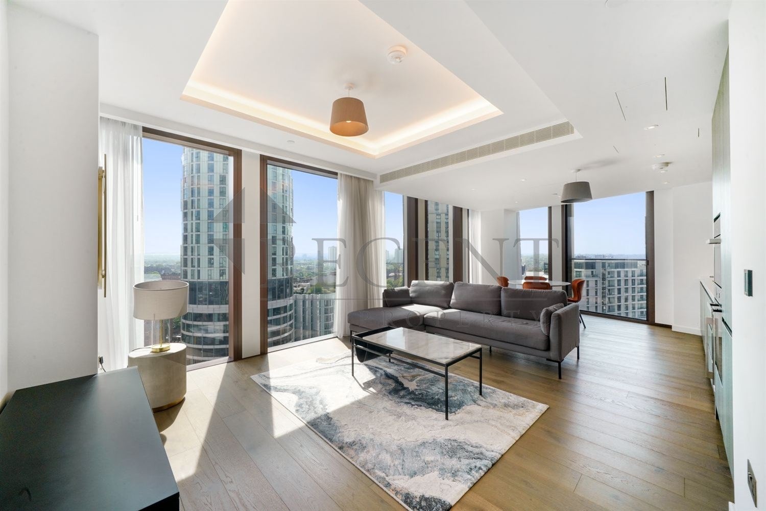 Flat Carnation Way in Greater London