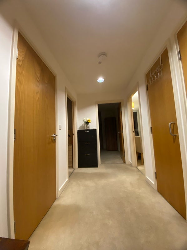 Flat Stadium Way in Greater London
