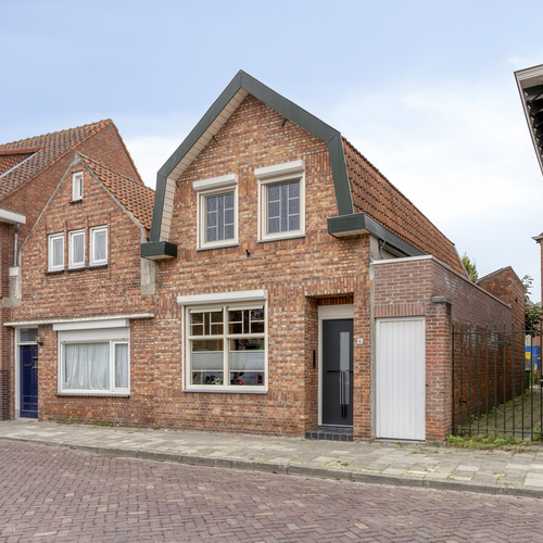 Huis Paardenmarkt 16 in Hulst