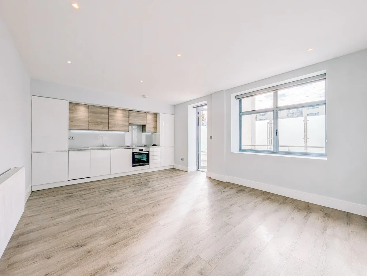 Flat Burdett Road in Greater London