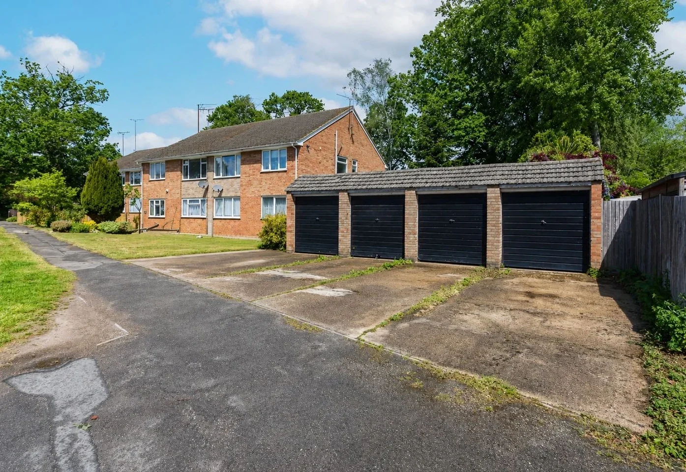 Flat Prince Andrew Way in Chavey Down