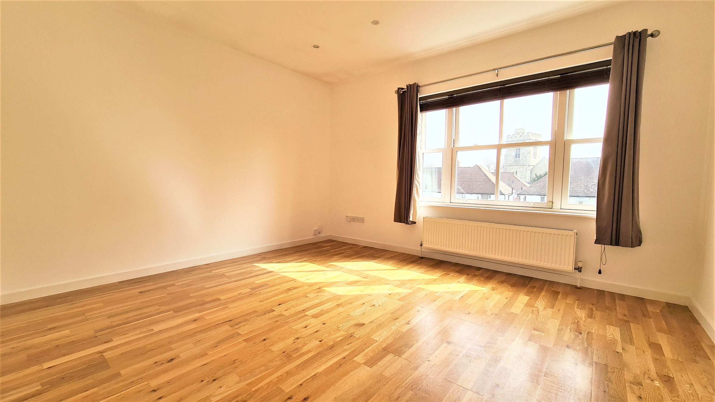 Flat Woodlands Road in Greater London