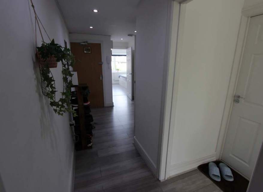 Flat Byron Road in Greater London