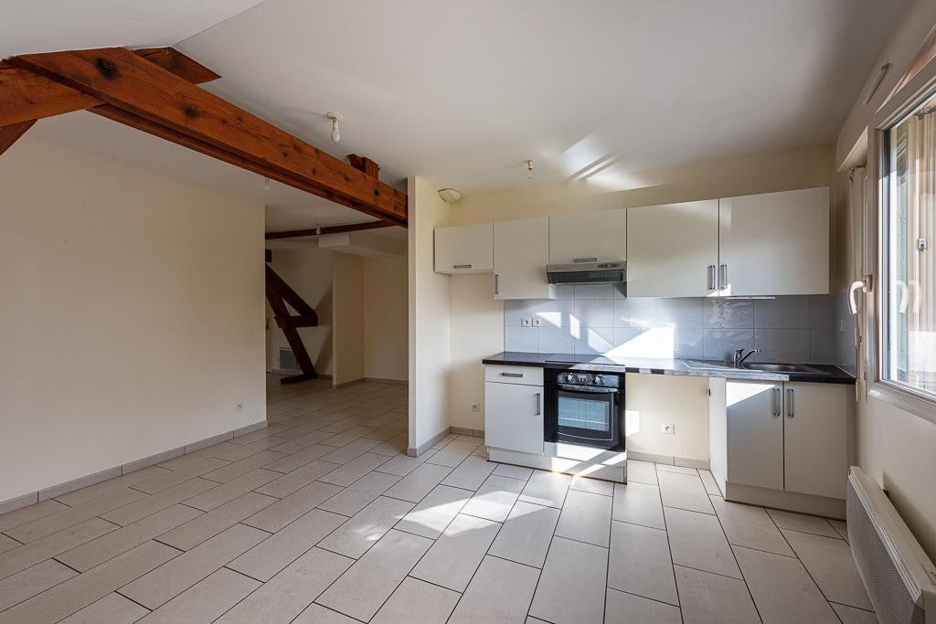 Flat Rue Thurot in Nuits-Saint-Georges