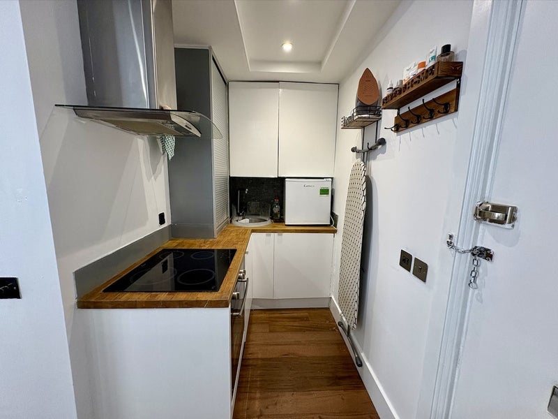 Flat Lucan Place in Greater London