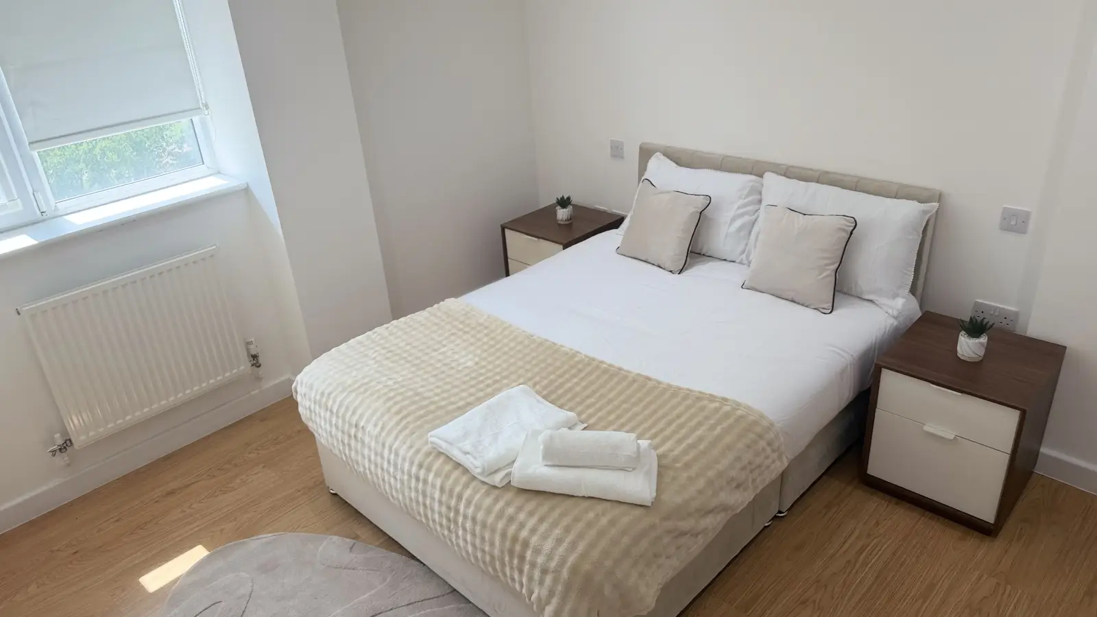 Flat Wellesley Road in Greater London